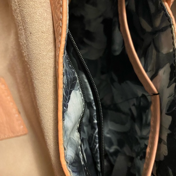 TED BAKER Pink salmon leather Markun Cross Body Bag - Picture 11 of 16